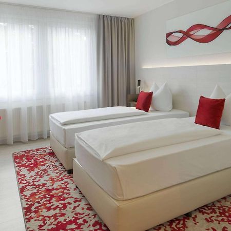 Ramada By Wyndham Dresden Hotell Eksteriør bilde
